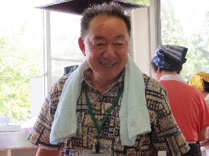 生涯学習を通して地域の元気を創造している人々がいます。「参加者に喜んでいただけたことが続けるエネルギー」と話しています。